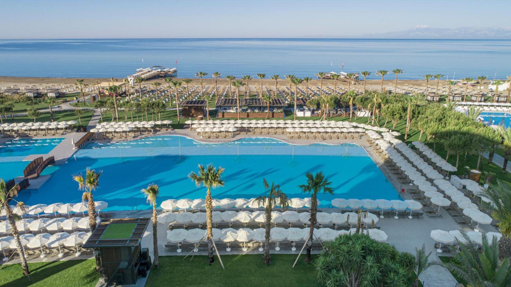 Voyage Belek Golf & Spa Hotel Exterior foto