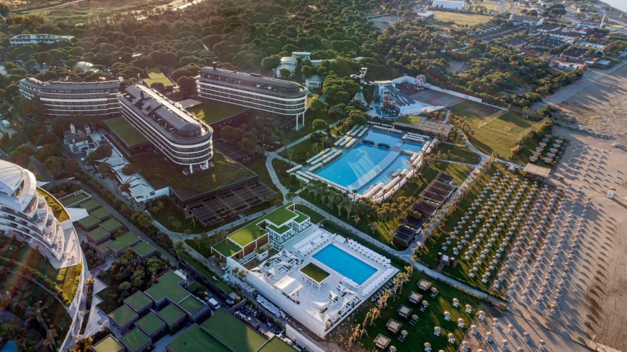 Voyage Belek Golf & Spa Hotel Exterior foto